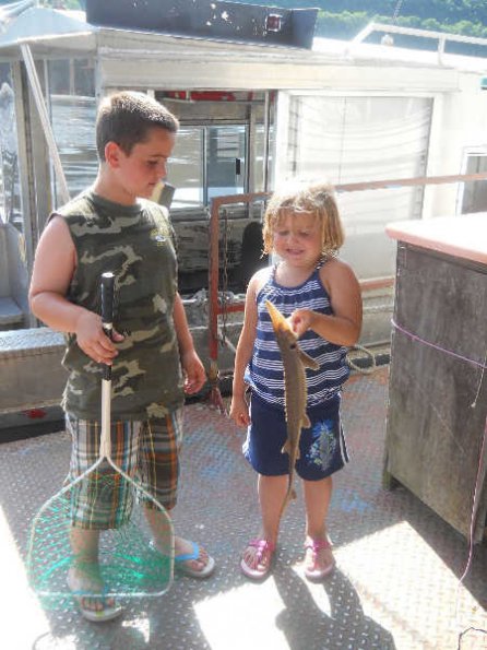 kid-with-sturgeon