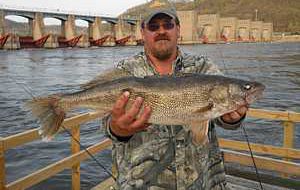 Clements Fishing Barge  Mississippi River fishing in Genoa WI